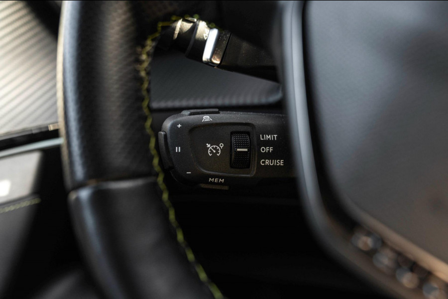 Peugeot 2008 1.2 PureTech GT-line 131 PK Aut. Adaptive Trekhaak i-3D Cockpit Camera Keyless LED 17''