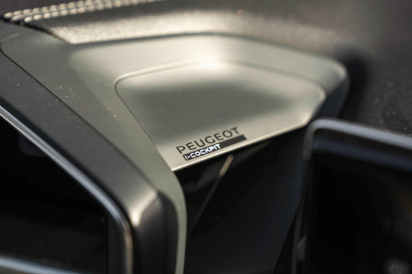 Peugeot 2008 1.2 PureTech GT-line 131 PK Aut. Adaptive Trekhaak i-3D Cockpit Camera Keyless LED 17''