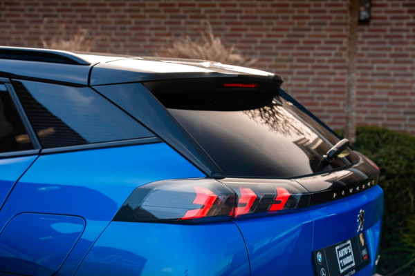 Peugeot 2008 1.2 PureTech GT-line 131 PK Aut. Adaptive Trekhaak i-3D Cockpit Camera Keyless LED 17''