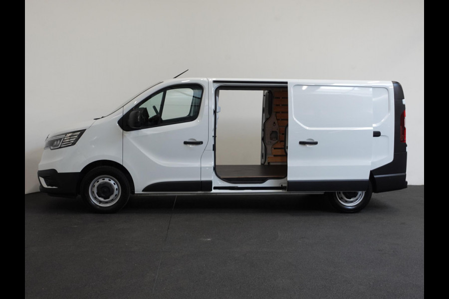 Renault Trafic 2.0 Blue dCi 150PK T30 L2H1 Advance Airco Bluetooth Camera Cruise PDC Trekhaak
