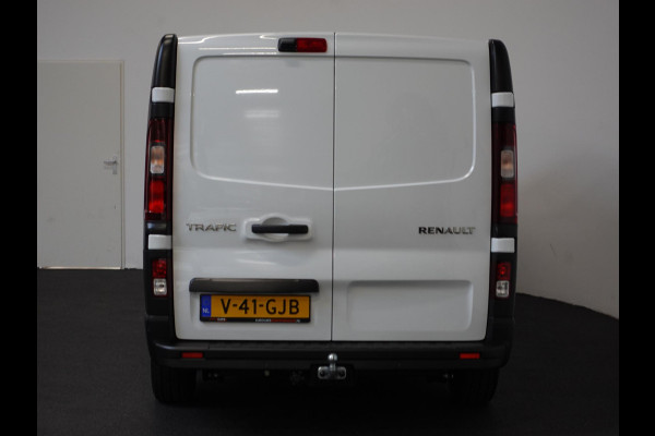 Renault Trafic 2.0 Blue dCi 150PK T30 L2H1 Advance Airco Bluetooth Camera Cruise PDC Trekhaak