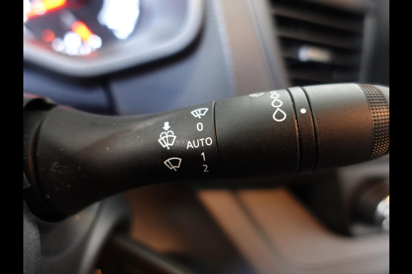 Renault Trafic 2.0 Blue dCi 150PK T30 L2H1 Advance Airco Bluetooth Camera Cruise PDC Trekhaak