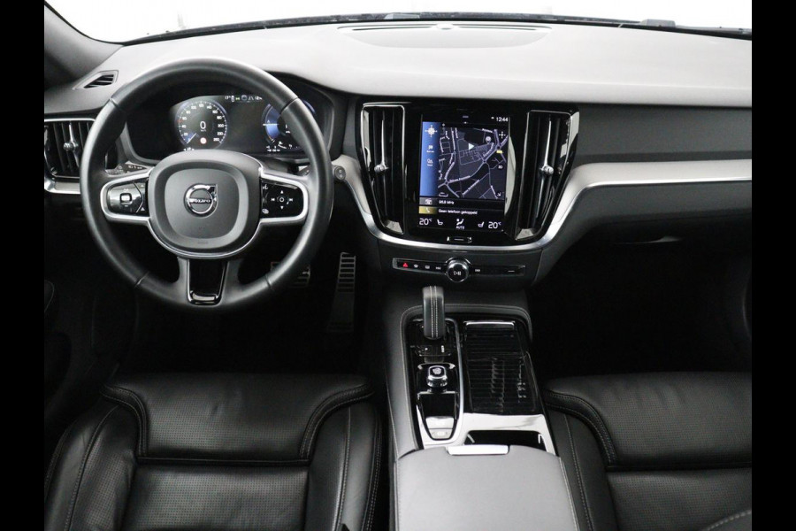 Volvo V60 2.0 T6 Recharge AWD R-Design | Trekhaak | Stoelventilatie | Massage | Memory | Adaptive cruise | Carplay | Camera | Keyless | Navigatie | Full LED | PHEV | Plug In