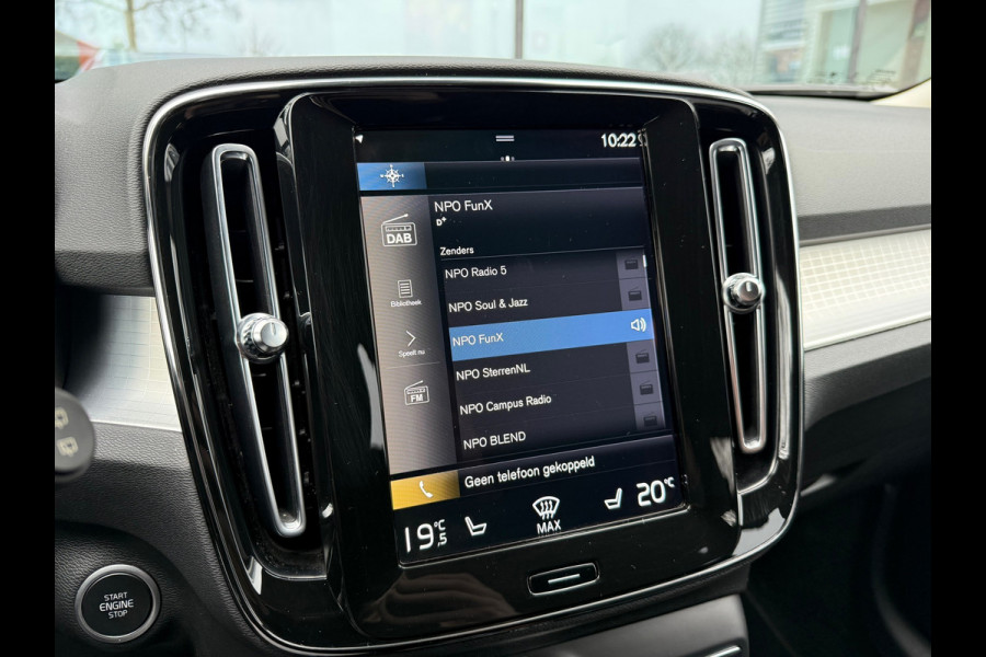 Volvo XC40 1.5 T4 Recharge Inscription Expression - Navi - Virt.Cockpit - Trekhaak - Winterpakket