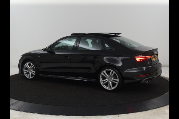 Audi A3 35 TFSI Advance Sport | Panoramadak | S-Line | Stoelverwarming | Half leder | Carplay | Virtual Cockpit | Navigatie | Cruise control | Full LED | DAB | Sportstoelen | Parkeerhulp