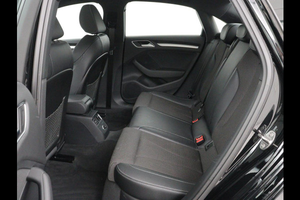 Audi A3 35 TFSI Advance Sport | Panoramadak | S-Line | Stoelverwarming | Half leder | Carplay | Virtual Cockpit | Navigatie | Cruise control | Full LED | DAB | Sportstoelen | Parkeerhulp