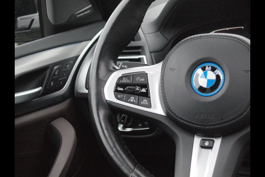 BMW iX3 High Executive 80 kWh | Nieuw Model | Panoramadak | Trekhaak | Harman Kardon | NL-Auto | Full Options