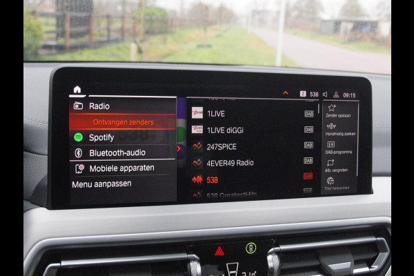 BMW iX3 High Executive 80 kWh | Nieuw Model | Panoramadak | Trekhaak | Harman Kardon | NL-Auto | Full Options