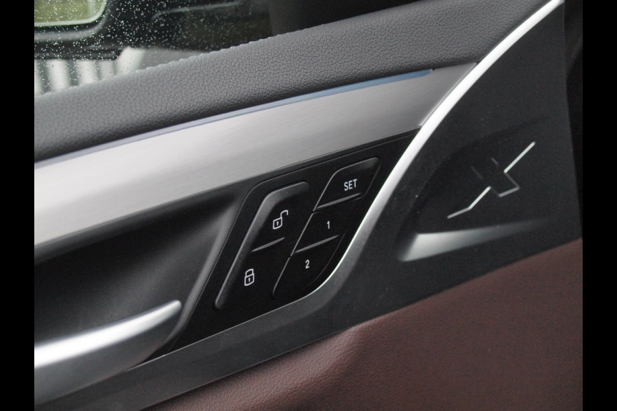 BMW iX3 High Executive 80 kWh | Nieuw Model | Panoramadak | Trekhaak | Harman Kardon | NL-Auto | Full Options