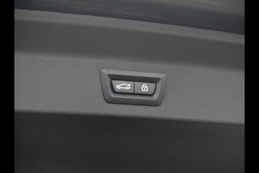 BMW iX3 High Executive 80 kWh | Nieuw Model | Panoramadak | Trekhaak | Harman Kardon | NL-Auto | Full Options