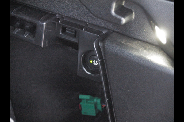 BMW iX3 High Executive 80 kWh | Nieuw Model | Panoramadak | Trekhaak | Harman Kardon | NL-Auto | Full Options