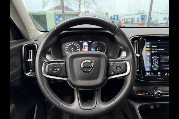 Volvo XC40 1.5 T4 Recharge Inscription Expression - Navi - Virt.Cockpit - Trekhaak - Winterpakket