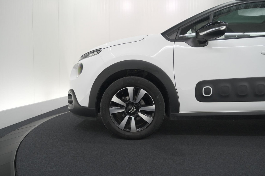 Citroën C3 PureTech 110 EAT6 Feel Edition | Panoramadak | Stoelverwarming | Apple Carplay | Parkeersensoren