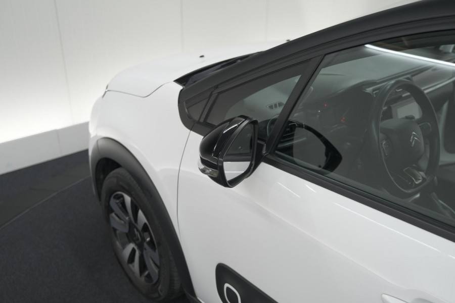 Citroën C3 PureTech 110 EAT6 Feel Edition | Panoramadak | Stoelverwarming | Apple Carplay | Parkeersensoren