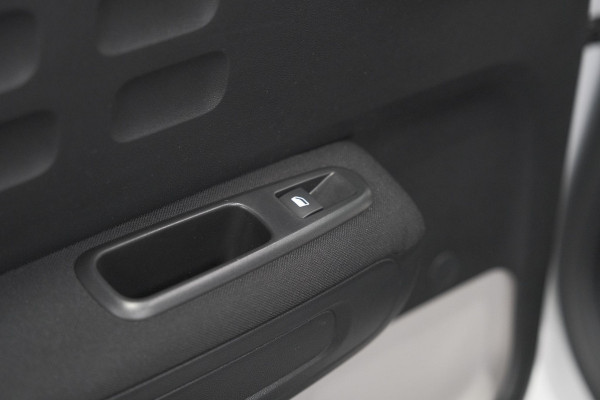 Citroën C3 PureTech 110 EAT6 Feel Edition | Panoramadak | Stoelverwarming | Apple Carplay | Parkeersensoren