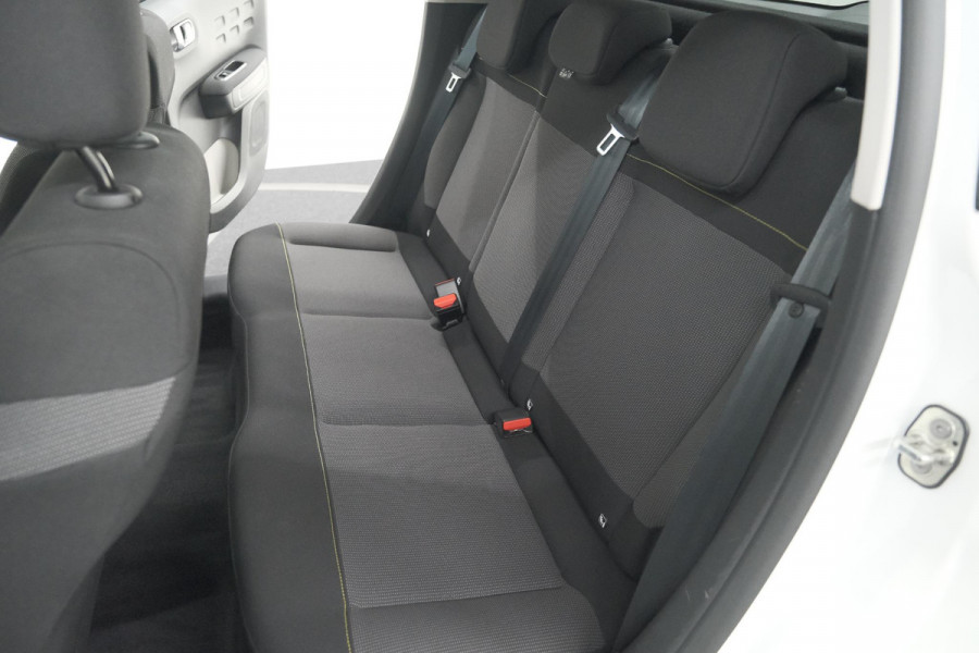 Citroën C3 PureTech 110 EAT6 Feel Edition | Panoramadak | Stoelverwarming | Apple Carplay | Parkeersensoren