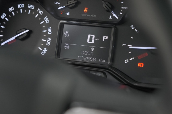 Citroën C3 PureTech 110 EAT6 Feel Edition | Panoramadak | Stoelverwarming | Apple Carplay | Parkeersensoren