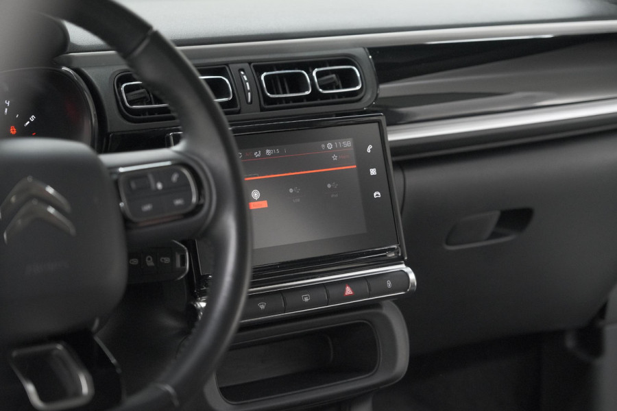 Citroën C3 PureTech 110 EAT6 Feel Edition | Panoramadak | Stoelverwarming | Apple Carplay | Parkeersensoren