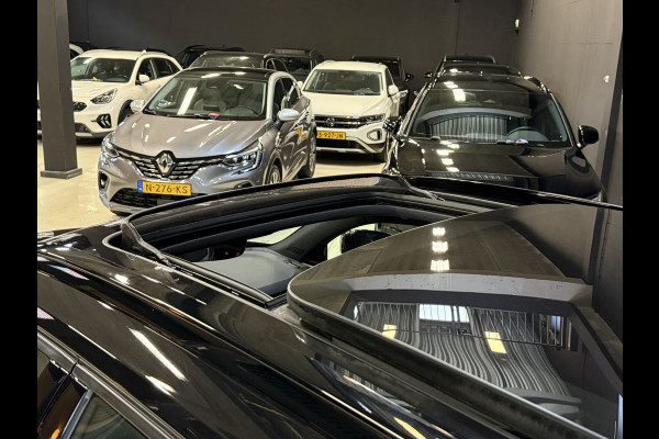 Volvo XC40 Recharge P8 AWD R-Design | | SOH 92% | Panoramadak | Apple Carplay | Stoel/Stuurverwarming