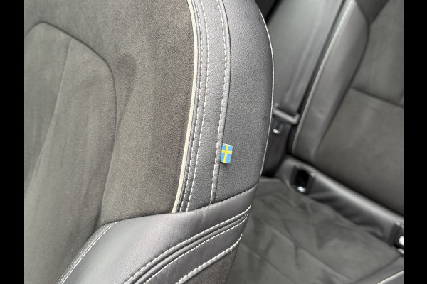 Volvo XC40 Recharge P8 AWD R-Design | | SOH 92% | Panoramadak | Apple Carplay | Stoel/Stuurverwarming