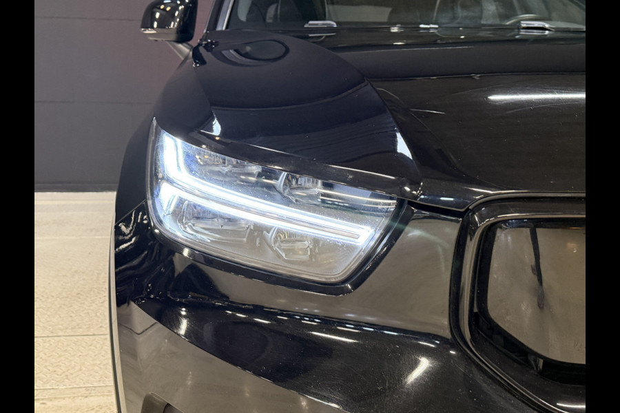 Volvo XC40 Recharge P8 AWD R-Design | | SOH 92% | Panoramadak | Apple Carplay | Stoel/Stuurverwarming