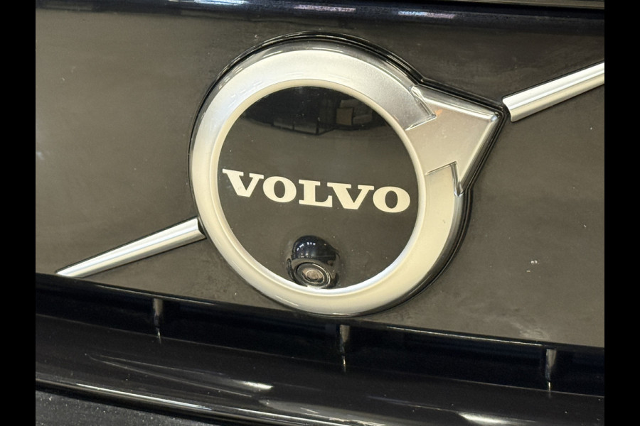Volvo XC40 Recharge P8 AWD R-Design | | SOH 92% | Panoramadak | Apple Carplay | Stoel/Stuurverwarming