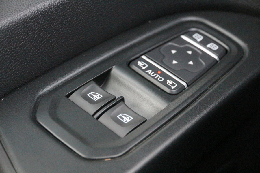 Nissan Primastar 2.0 DCI 130 | DC | L2H1 | Orig. Navi | Camera | Airco..