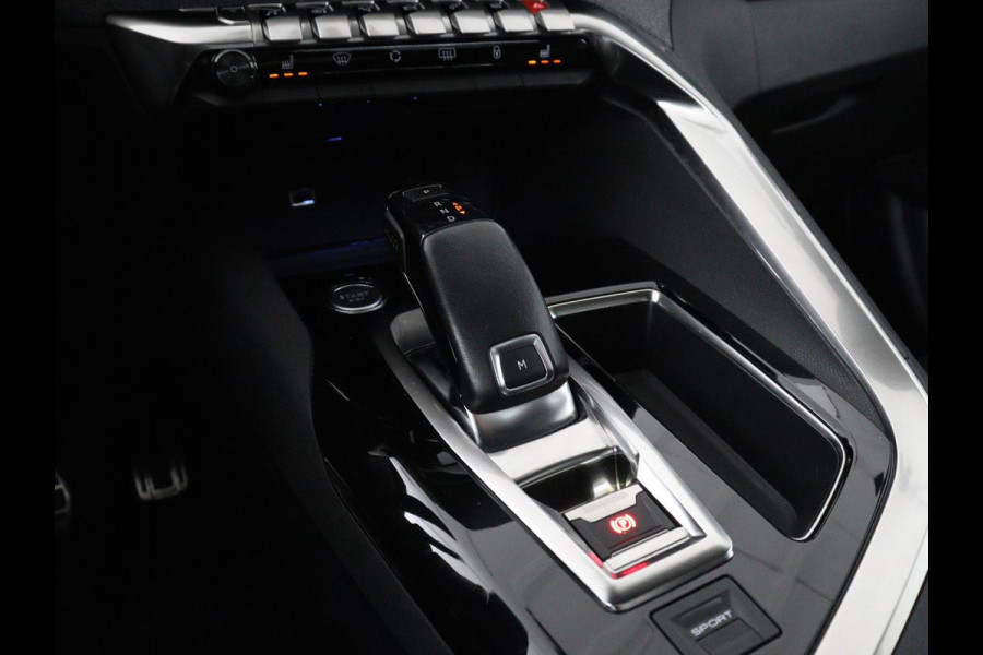 Peugeot 3008 1.6 e-THP Allure | Panoramadak | Trekhaak | Stoelverwarming | Adaptive cruise | FOCAL Sound | 360 Camera | Half leder | Keyless | Full LED | Massage | Navigatie