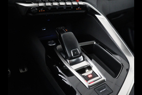 Peugeot 3008 1.6 e-THP Allure | Panoramadak | Trekhaak | Stoelverwarming | Adaptive cruise | FOCAL Sound | 360 Camera | Half leder | Keyless | Full LED | Massage | Navigatie