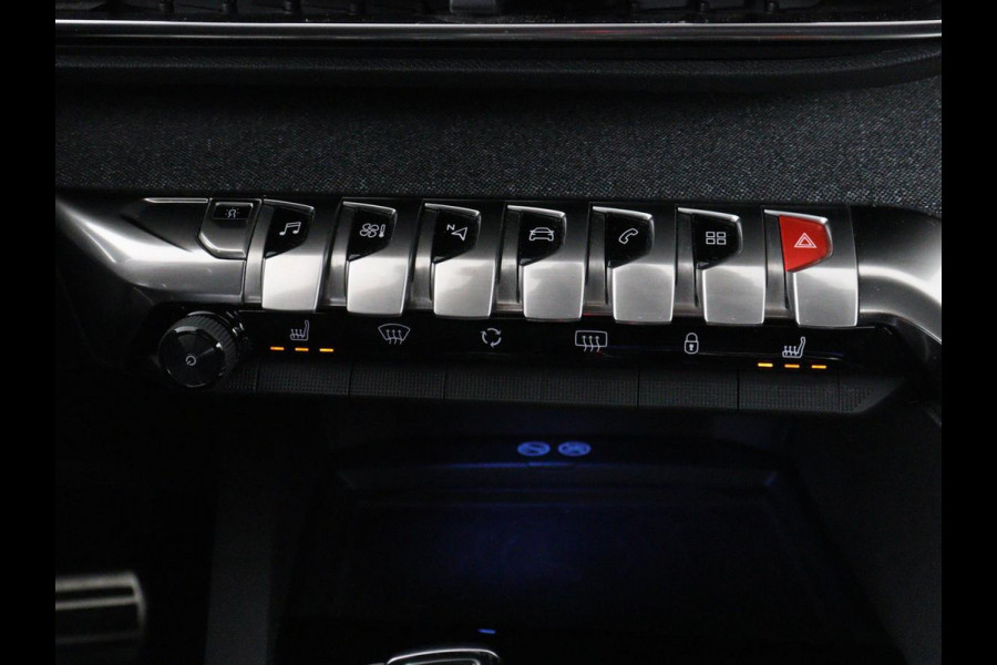 Peugeot 3008 1.6 e-THP Allure | Panoramadak | Trekhaak | Stoelverwarming | Adaptive cruise | FOCAL Sound | 360 Camera | Half leder | Keyless | Full LED | Massage | Navigatie