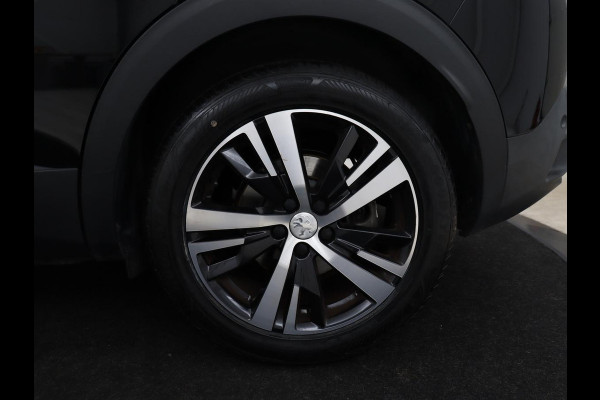 Peugeot 3008 1.6 e-THP Allure | Panoramadak | Trekhaak | Stoelverwarming | Adaptive cruise | FOCAL Sound | 360 Camera | Half leder | Keyless | Full LED | Massage | Navigatie