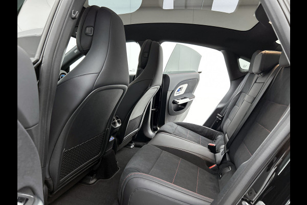 Mercedes-Benz CLA-Klasse 250+ Launch Edition 85 kWh | Adaptieve Cruise Control | Nightpakket | Memorypakket voorstoelen | Warmtepomp | MULTIBEAM LED | 19 inch AMG velgen |