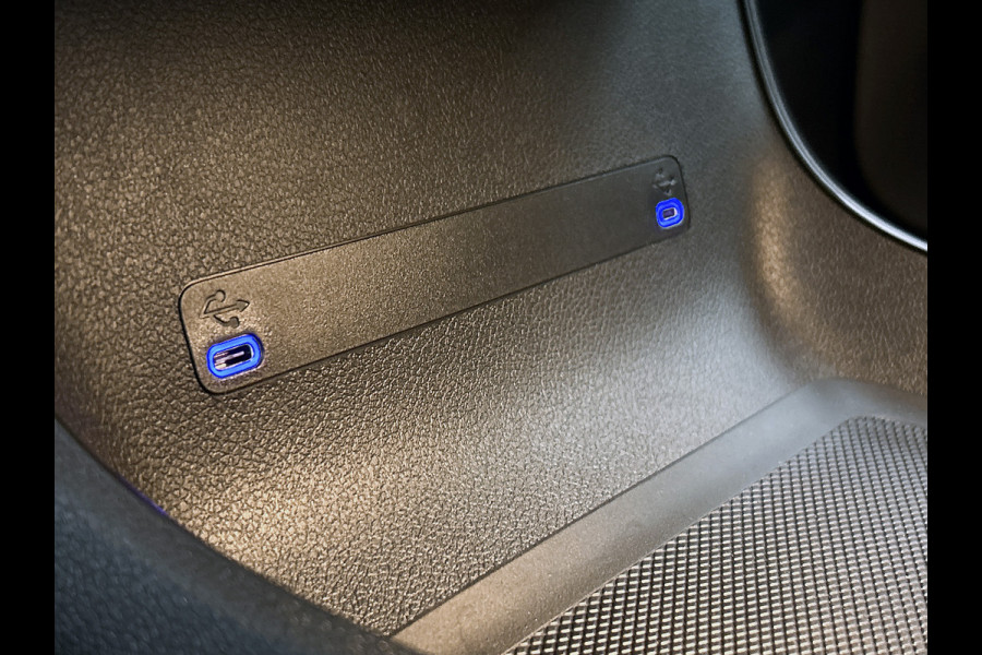 Mercedes-Benz CLA-Klasse 250+ Launch Edition 85 kWh | Adaptieve Cruise Control | Nightpakket | Memorypakket voorstoelen | Warmtepomp | MULTIBEAM LED | 19 inch AMG velgen |