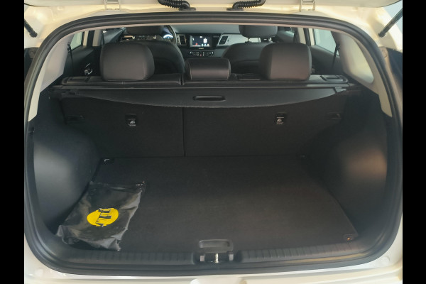 Kia Niro 1.6 GDi Hybrid DynamicLine Rijklaar + 12 maanden Bovag-garantie Henk Jongen Auto's in Helmond,  al 50 jaar service zoals 't hoort!
