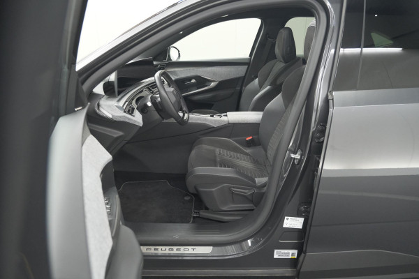 Peugeot 3008 1.2 Hybrid 136 GT | Panoramdak | 360 Camera | Stoelverwarming | Elektrische Kofferklep | Allseason Banden