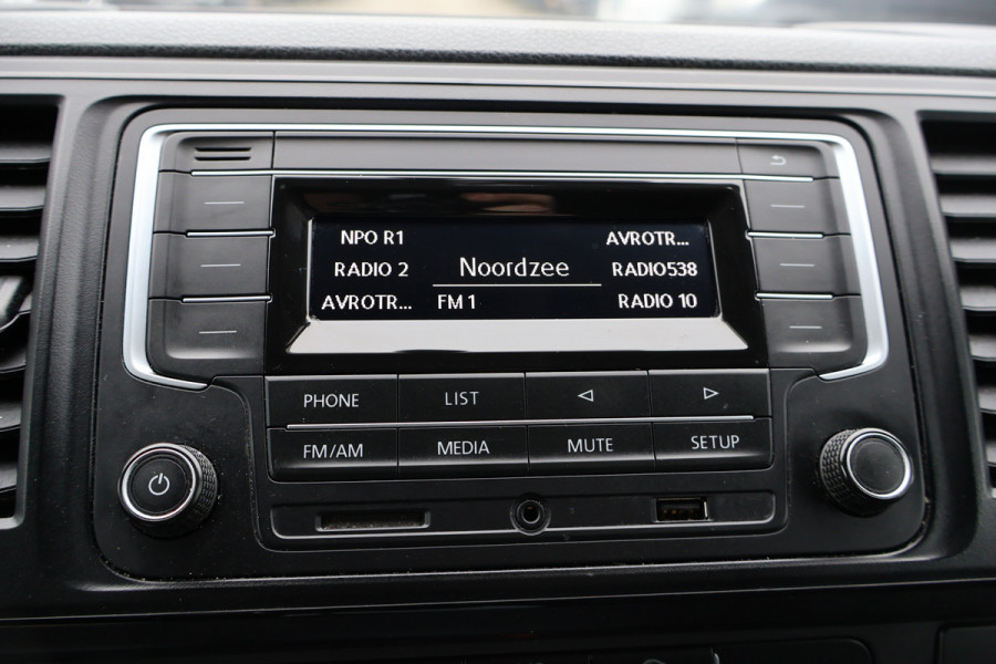 Volkswagen Transporter 2.0 TDI L2 H1 Automaat