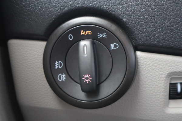 Volkswagen Transporter 2.0 TDI L2 H1 Automaat