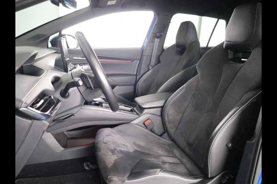 Škoda ENYAQ iV 60 Sportline 180 pk | SoH 90% | Navigatie | Parkeersensoren | Achteruitrijcamera | Autom. airco (3 zones) | Stoelverwarming | Keyless |
