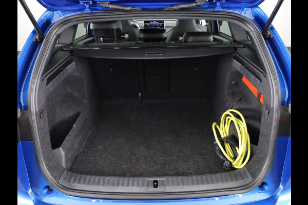 Škoda ENYAQ iV 60 Sportline 180 pk | SoH 90% | Navigatie | Parkeersensoren | Achteruitrijcamera | Autom. airco (3 zones) | Stoelverwarming | Keyless |