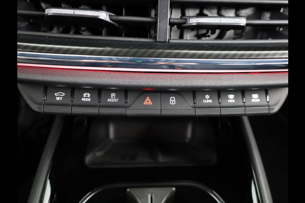 Škoda ENYAQ iV 60 Sportline 180 pk | SoH 90% | Navigatie | Parkeersensoren | Achteruitrijcamera | Autom. airco (3 zones) | Stoelverwarming | Keyless |