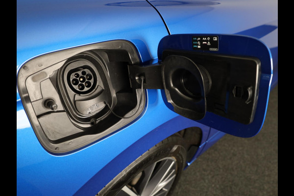 Škoda ENYAQ iV 60 Sportline 180 pk | SoH 90% | Navigatie | Parkeersensoren | Achteruitrijcamera | Autom. airco (3 zones) | Stoelverwarming | Keyless |