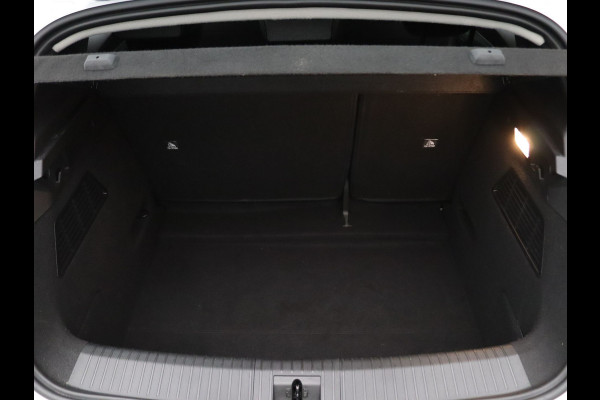 Renault Mégane E-Tech EV60 130pk Optimum Charge Evolution ER Camera | Climate | Navi | Parkeersens. achter