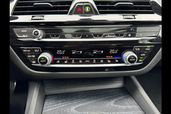 BMW 5 Serie Sedan 545e xDrive High Executive M Sport Pakket Automaat / Live Cockpit Professional / Schuif-/kanteldak / Comfortstoelen / 20 Inch / M Sportremsysteem / Laserlicht / Driving Assistant Professional / Hifi / Stoelventilatie