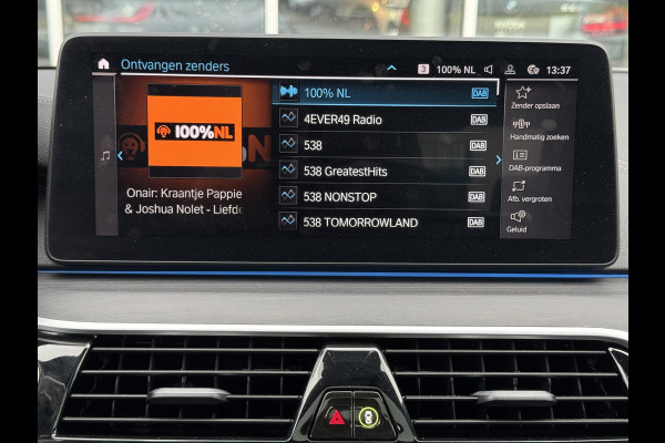 BMW 5 Serie Sedan 545e xDrive High Executive M Sport Pakket Automaat / Live Cockpit Professional / Schuif-/kanteldak / Comfortstoelen / 20 Inch / M Sportremsysteem / Laserlicht / Driving Assistant Professional / Hifi / Stoelventilatie