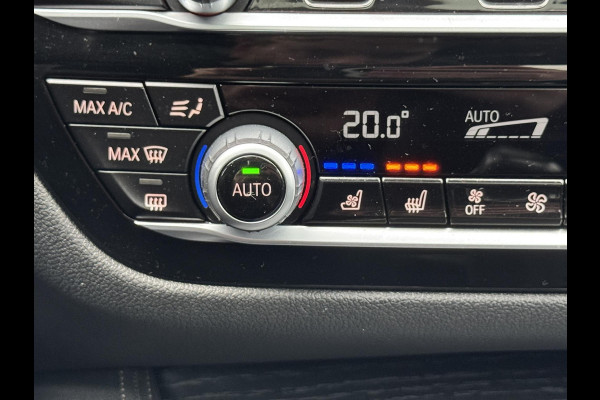 BMW 5 Serie Sedan 545e xDrive High Executive M Sport Pakket Automaat / Live Cockpit Professional / Schuif-/kanteldak / Comfortstoelen / 20 Inch / M Sportremsysteem / Laserlicht / Driving Assistant Professional / Hifi / Stoelventilatie