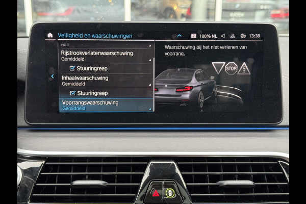BMW 5 Serie Sedan 545e xDrive High Executive M Sport Pakket Automaat / Live Cockpit Professional / Schuif-/kanteldak / Comfortstoelen / 20 Inch / M Sportremsysteem / Laserlicht / Driving Assistant Professional / Hifi / Stoelventilatie