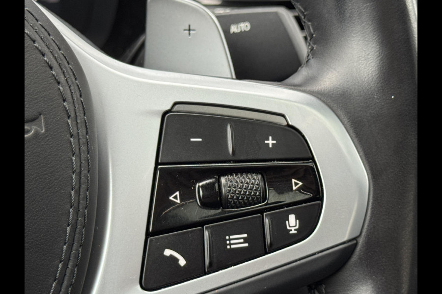 BMW 5 Serie Sedan 545e xDrive High Executive M Sport Pakket Automaat / Live Cockpit Professional / Schuif-/kanteldak / Comfortstoelen / 20 Inch / M Sportremsysteem / Laserlicht / Driving Assistant Professional / Hifi / Stoelventilatie
