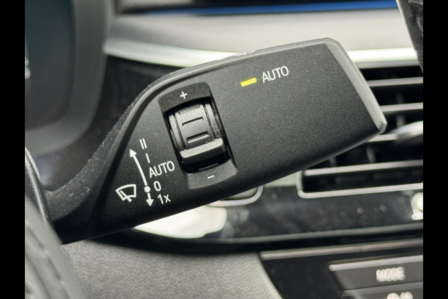 BMW 5 Serie Sedan 545e xDrive High Executive M Sport Pakket Automaat / Live Cockpit Professional / Schuif-/kanteldak / Comfortstoelen / 20 Inch / M Sportremsysteem / Laserlicht / Driving Assistant Professional / Hifi / Stoelventilatie