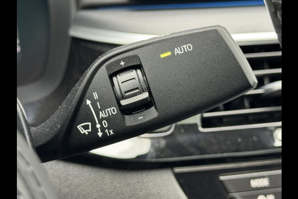 BMW 5 Serie Sedan 545e xDrive High Executive M Sport Pakket Automaat / Live Cockpit Professional / Schuif-/kanteldak / Comfortstoelen / 20 Inch / M Sportremsysteem / Laserlicht / Driving Assistant Professional / Hifi / Stoelventilatie