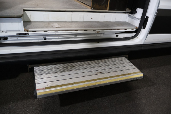 Ford E-Transit 350 L3 H2 Trend 68 kWh Bott Vario Inrichting